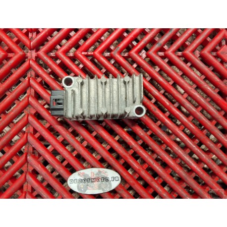 Regulateur pour MT125 2014-2019