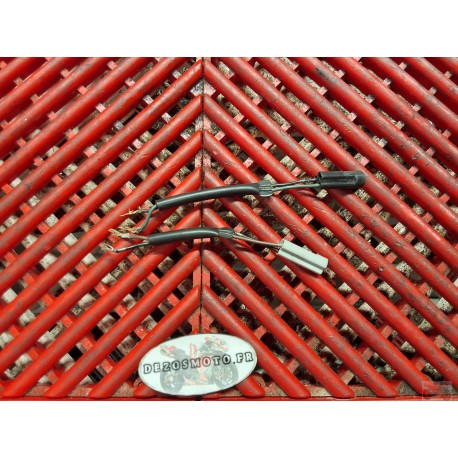 Prises de clignotants avant de R6 03-05