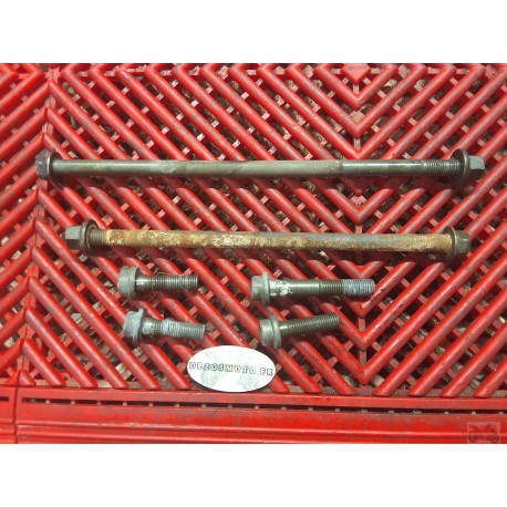 Axes de fixation moteur R6 03-05