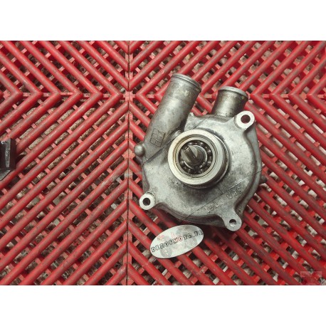 Pompe à eau de R6 03-05