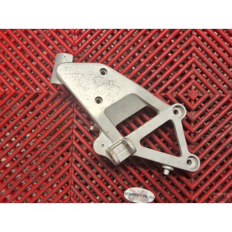 Platine droite Honda 750 VFR 90/93