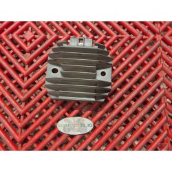 Regulateur pour YZF R125 08-13