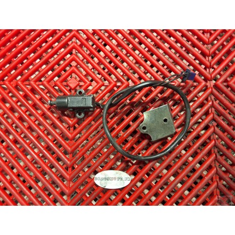 Contacteur de bequille pour YZF R125 08-13 
