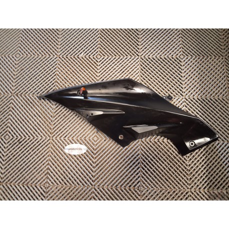Centre de carénage gauche pour YZF R125 08-13 *