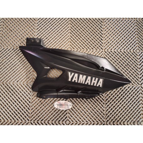 Intermediaire de carénage droit YZF R125 08-13 *