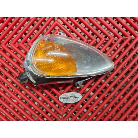 Clignotant avant droit de 944 ST2 Ducati 