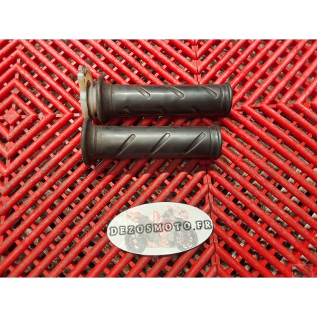 Poignées de guidon de 944 ST2 Ducati 