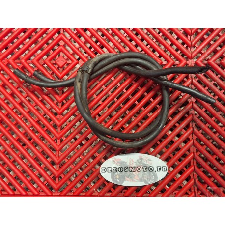 Durites sous reservoir pour MT03 06-13