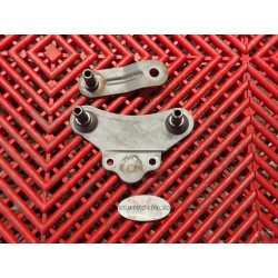 Fixations de reservoir d'huile pour MT03 06-13