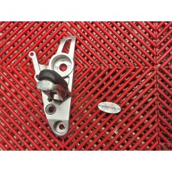 Platine repose pied pilote droite pour MT03 06-13