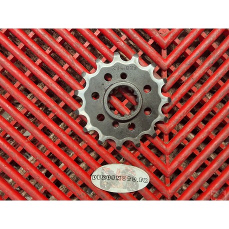 Pignon de 15 pour MT03 06-13