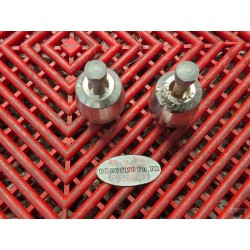 Embouts de guidon pour MT03 06-13 *