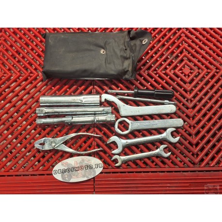 Trousse à outils de 650 SV 2005