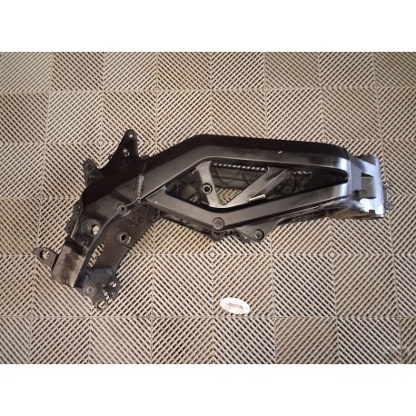 Cadre + carte grise 650 SVS 2005